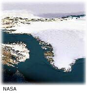 Ảnh vệ tinh của Greenland trình bày những
đỉnh núi băng. 