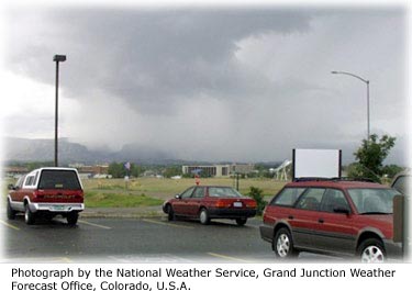 Imagen de una tormenta acercándose. 